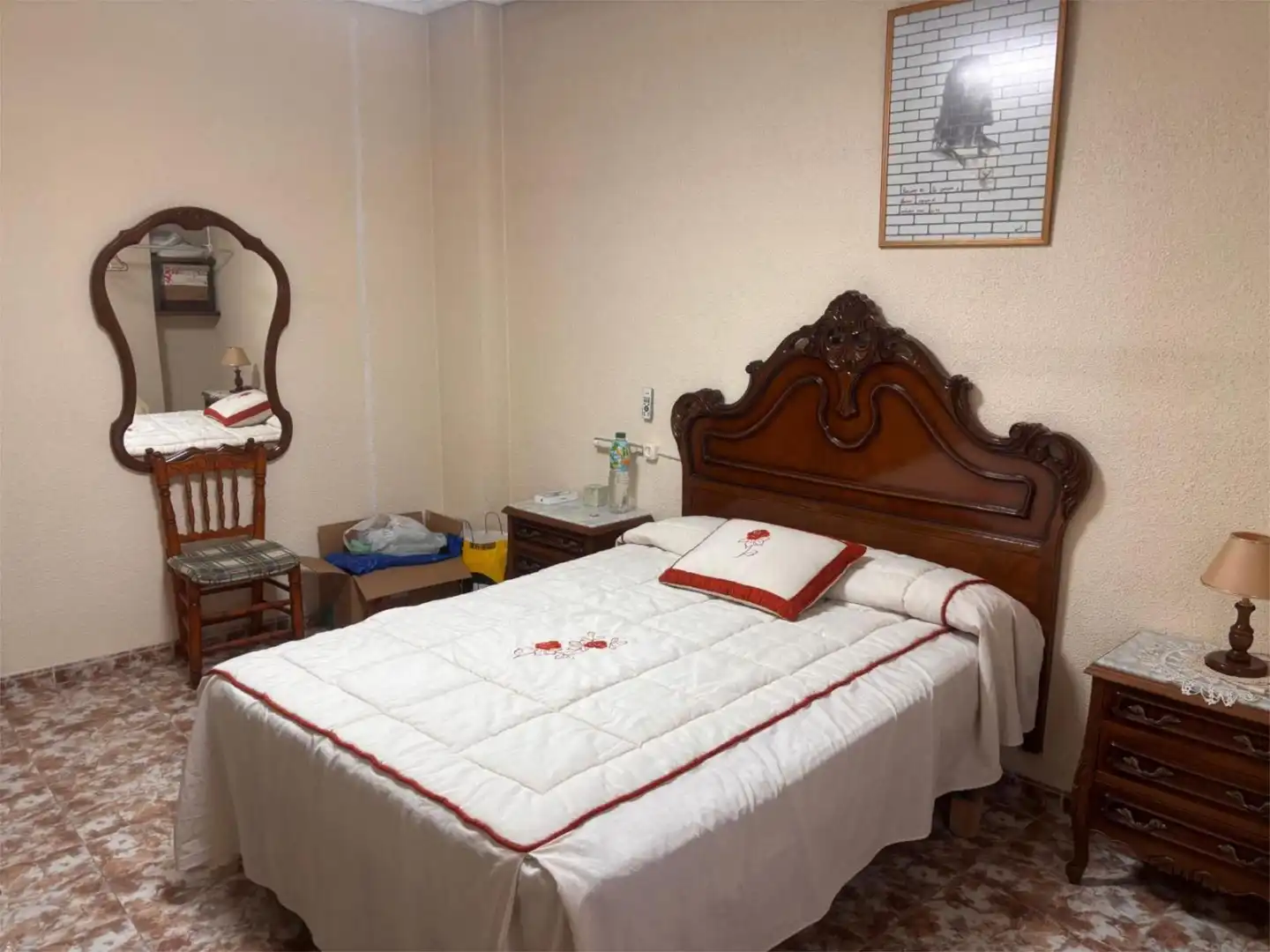 Piso en venta en Calle Doctor Blanco Rodríguez, 19, Villanueva del Arzobispo Habitación de Piso en venta en Villanueva del Arzobispo con Terraza, Trastero y Amueblado