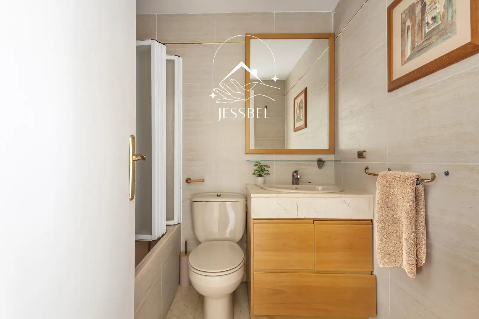 Piso en venta en Carrer Miguel de Cervantes, 12, Portals Nous Baño de Piso en venta en Calvià con Aire acondicionado, Terraza y Piscina