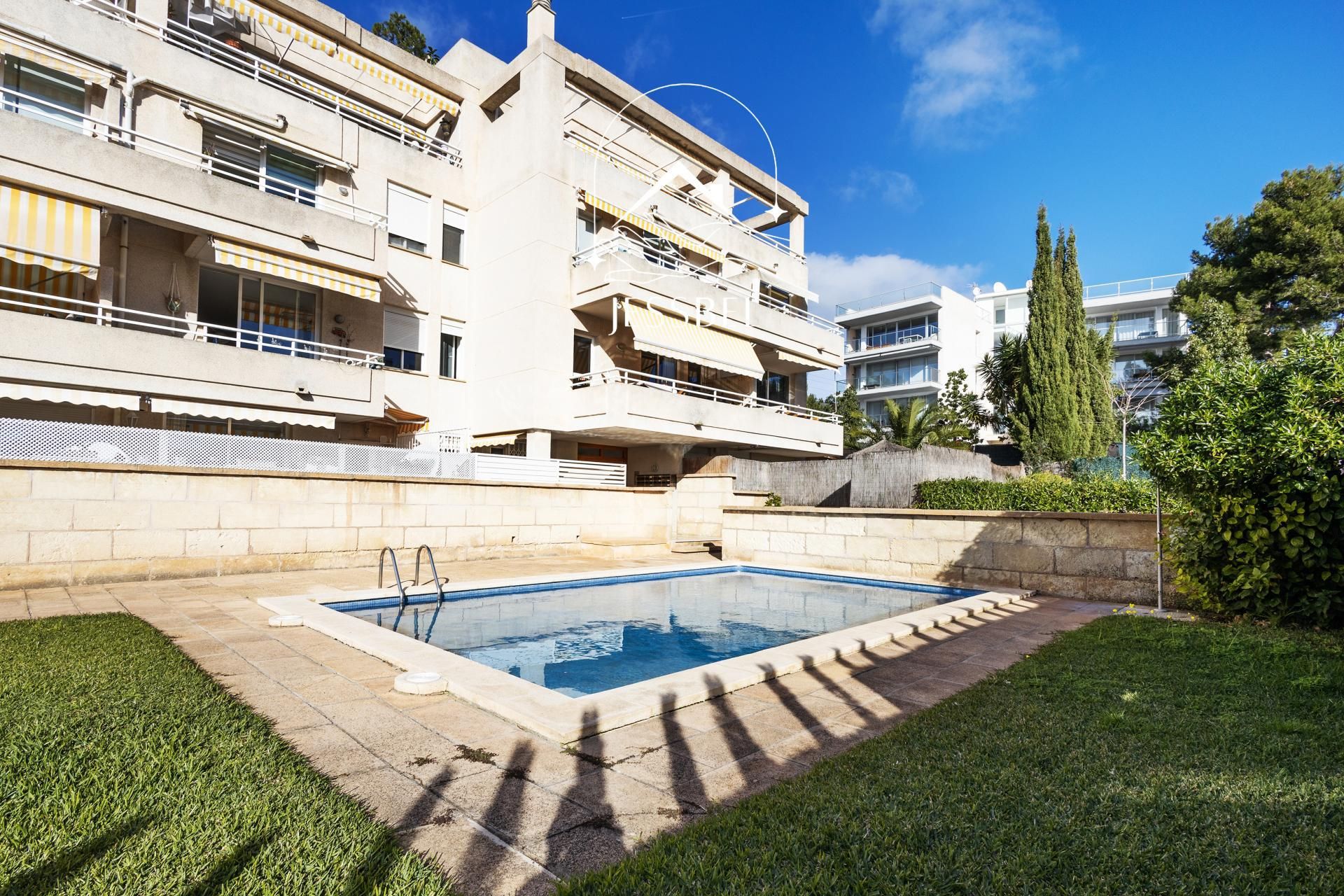 Piso en venta en Carrer Miguel de Cervantes, 12, Portals Nous