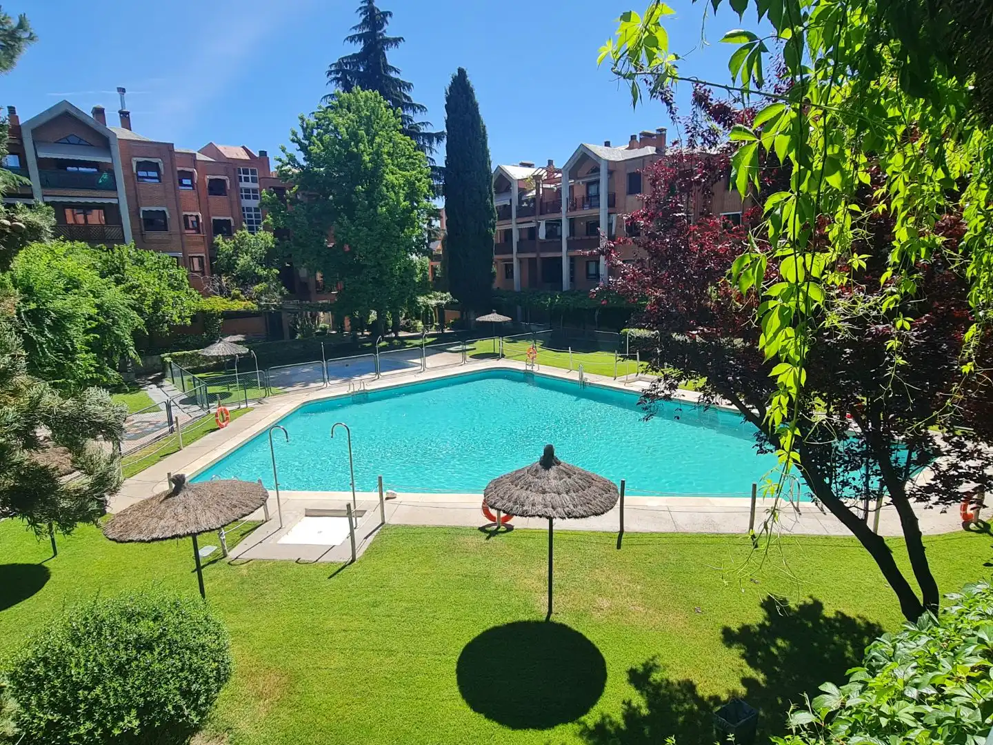 Flat for rent in Carretera de Húmera, 87, Avenida Europa Swimming pool of Flat for rent in Pozuelo de Alarcón with Air Conditioner, Terrace and Swimming Pool