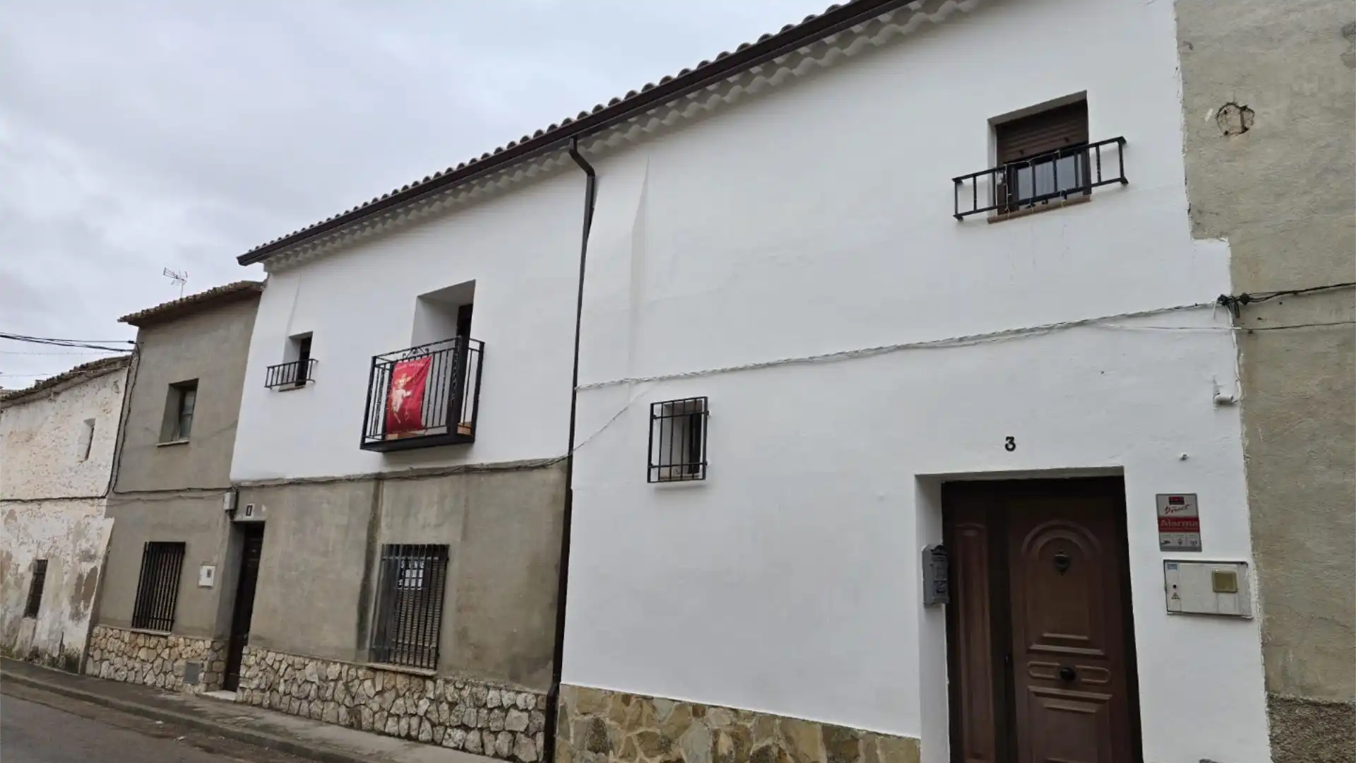 Vista exterior de Casa adosada en venta en Belmonte con Calefacción, Amueblado y Horno