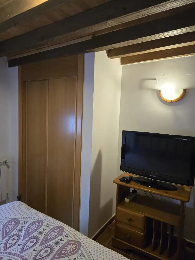 Casa adosada en venta en Calle Chinchilla, 3, Belmonte Habitación de Casa adosada en venta en Belmonte con Calefacción, Amueblado y Horno