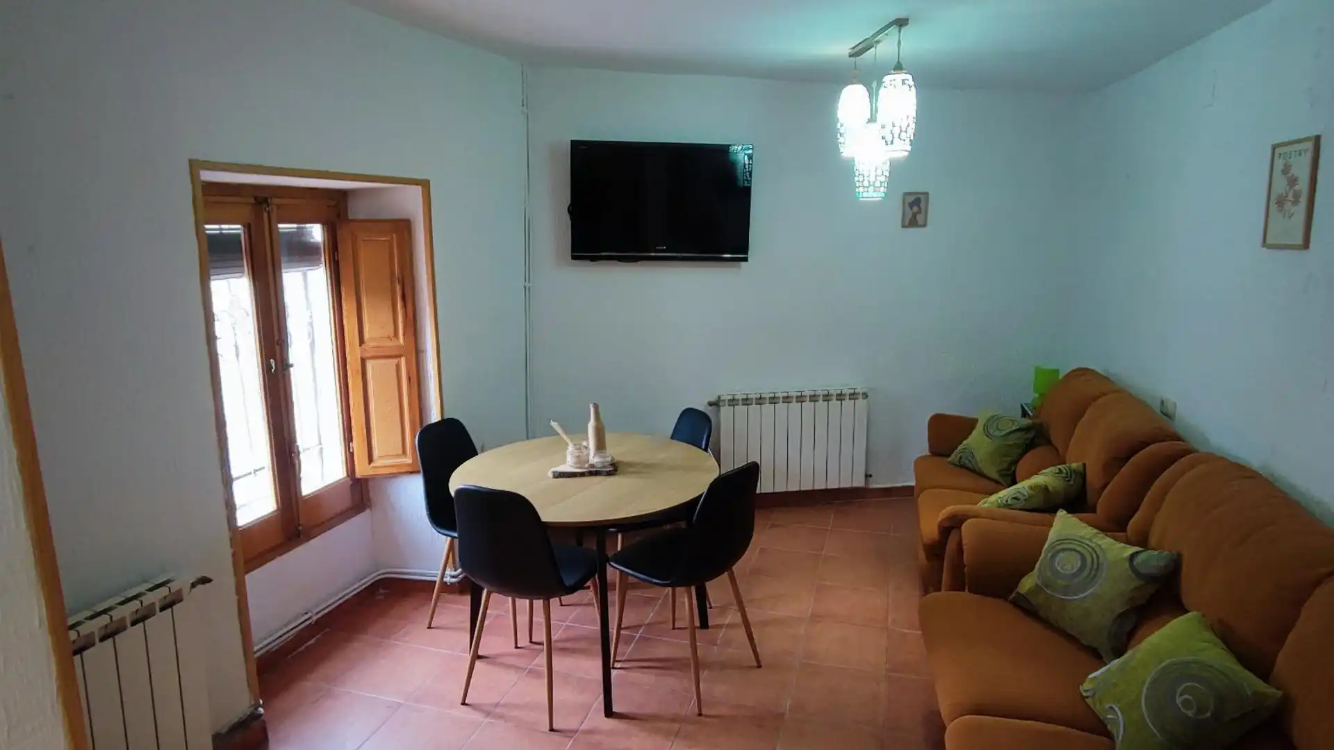 Sala de estar de Planta baja de alquiler en Cuenca Capital con Aire acondicionado, Calefacción y Amueblado