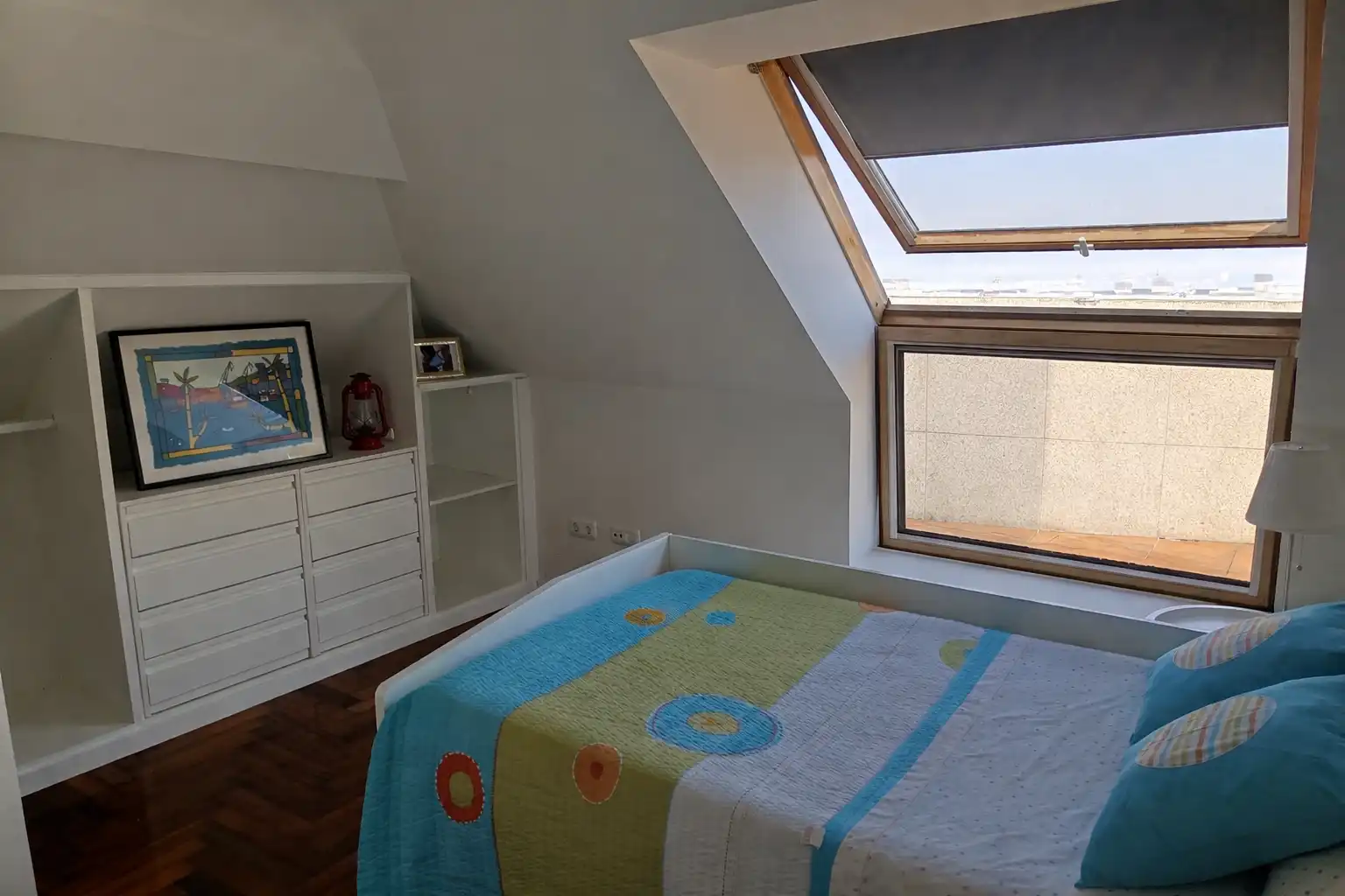 Habitación de Ático de alquiler en Cangas  con Aire acondicionado, Terraza y Balcón