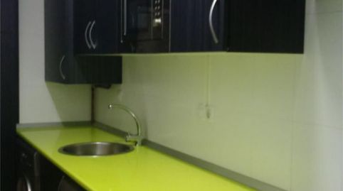 Foto 4 de Piso en venta en Calle el Cantón, 53, Inmobiliaria - Barreda, Torrelavega