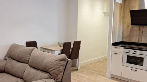 Foto 2 de Piso de alquiler en Calle Calle Esteban Manuel Villegas, 31, San Millán - Ayuntamiento, Logroño