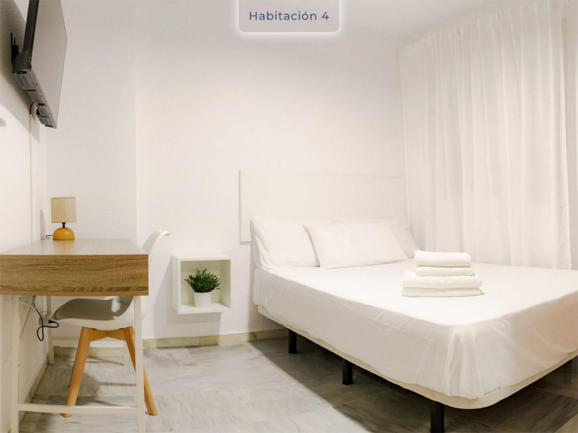 Habitació a Calle Héroe de Sostoa, 188, La Luz - El Torcal