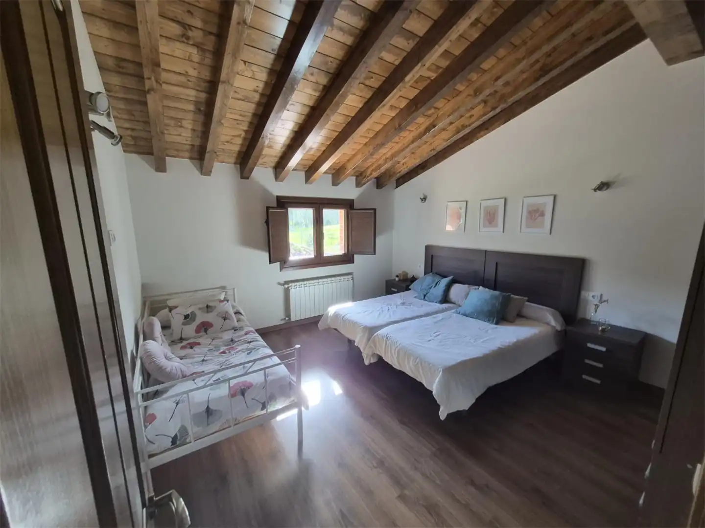 Casa o xalet en venda a Lugar Soto, 10, Ribadesella Dormitori de Casa o xalet en venda en Ribadesella amb Terrassa, Piscina i Balcó