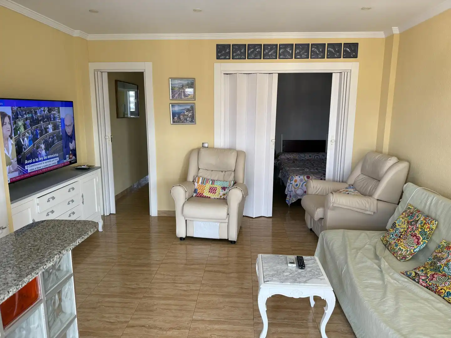 Wohnzimmer von Wohnung zur Miete in Almería mit Klimaanlage, Heizung und Privatgarten