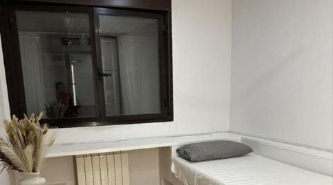 Foto 2 de Piso de alquiler en Ronda del Ibón de Plan, 26, Miralbueno, Zaragoza Capital