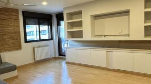 Foto 3 de Piso de alquiler en Ronda del Ibón de Plan, 26, Miralbueno, Zaragoza Capital