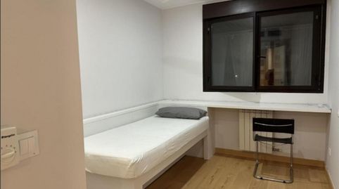 Foto 4 de Piso de alquiler en Ronda del Ibón de Plan, 26, Miralbueno, Zaragoza Capital