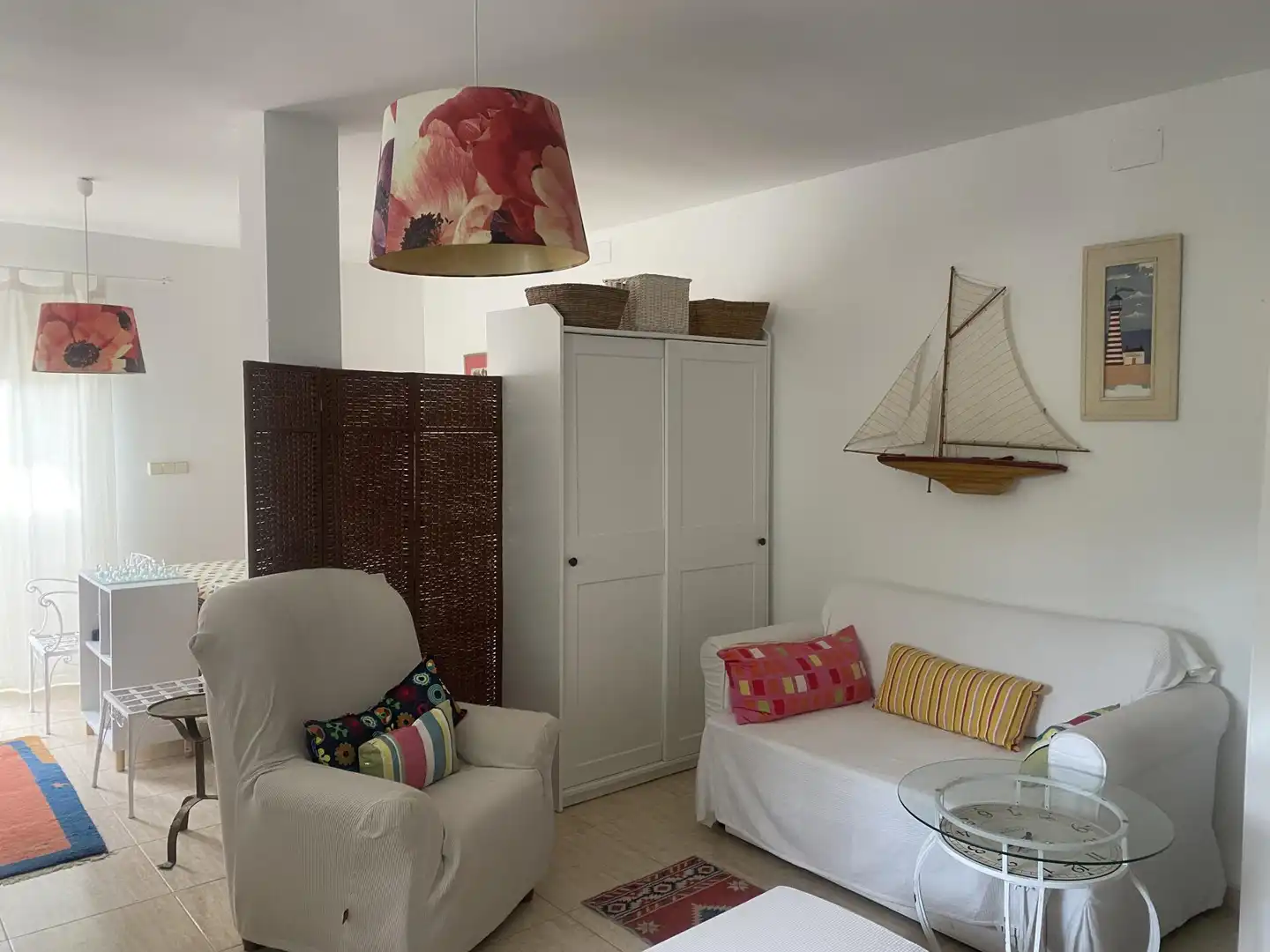 Loft zur Miete in Calle Isla la Horadada, 10, Alcalà de Xivert Wohnzimmer von Loft zur Miete in Alcalà de Xivert mit Terrasse, Schwimmbad und Balkon
