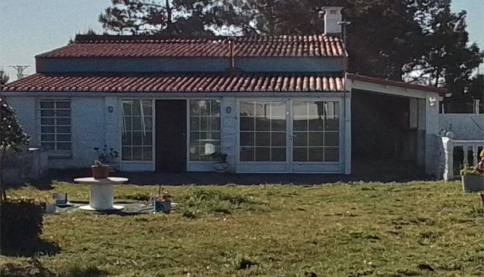 Finca rústica en venta en Estrada Faro, 12, Corrubedo, Ribeira - imagen 1 Foto 1 de Finca rústica en venta en Estrada Faro, 12, Corrubedo, Ribeira