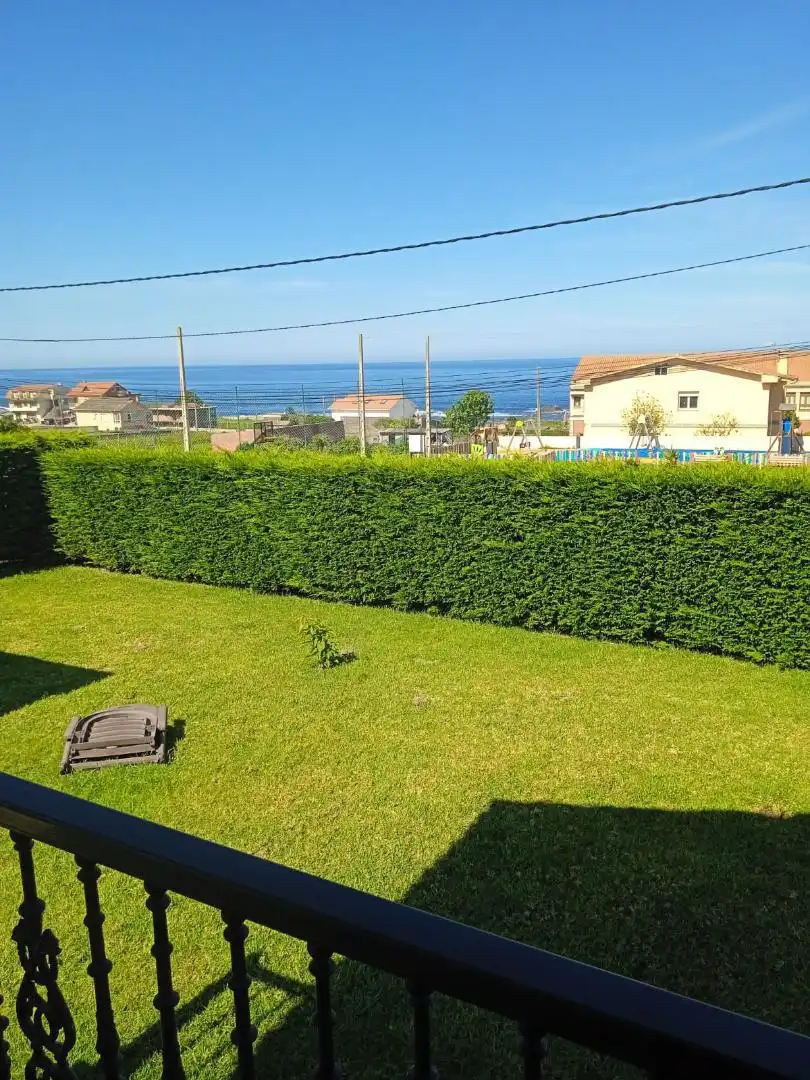 Casa o xalet en venda a O Serrallo, Oia Casa o xalet en venda en Oia