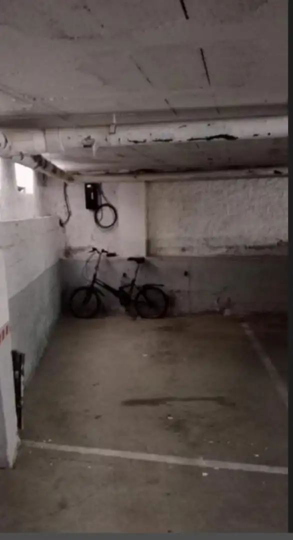 Garage zum Verkauf in Bescanó