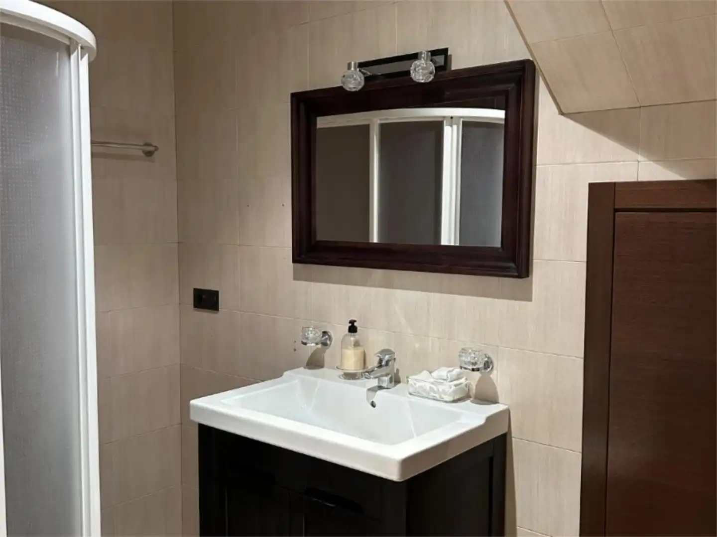 Habitació a Calle Mayor, 2, El Esparragal Bany de Casa o xalet per a compartir en Murcia amb Aire condicionat, Calefacció i Parquet