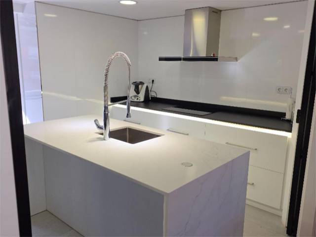 Piso en Venta en Carrer de Sabino Arana, 34 en La Maternitat i Sant Ramon