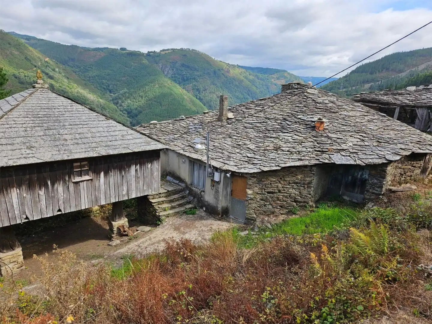 Außenansicht von Erdgeschoss zum Verkauf in A Fonsagrada 
