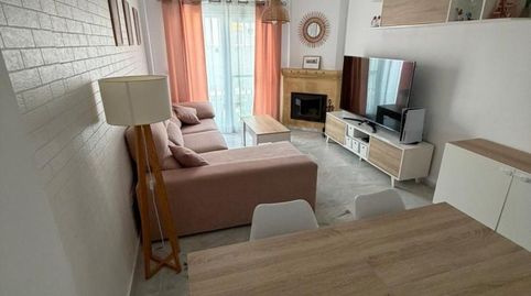 Foto 2 de Casa adosada en venta en Calle Santiago de Compostela, 2, La Pastora - La Estación, San Fernando