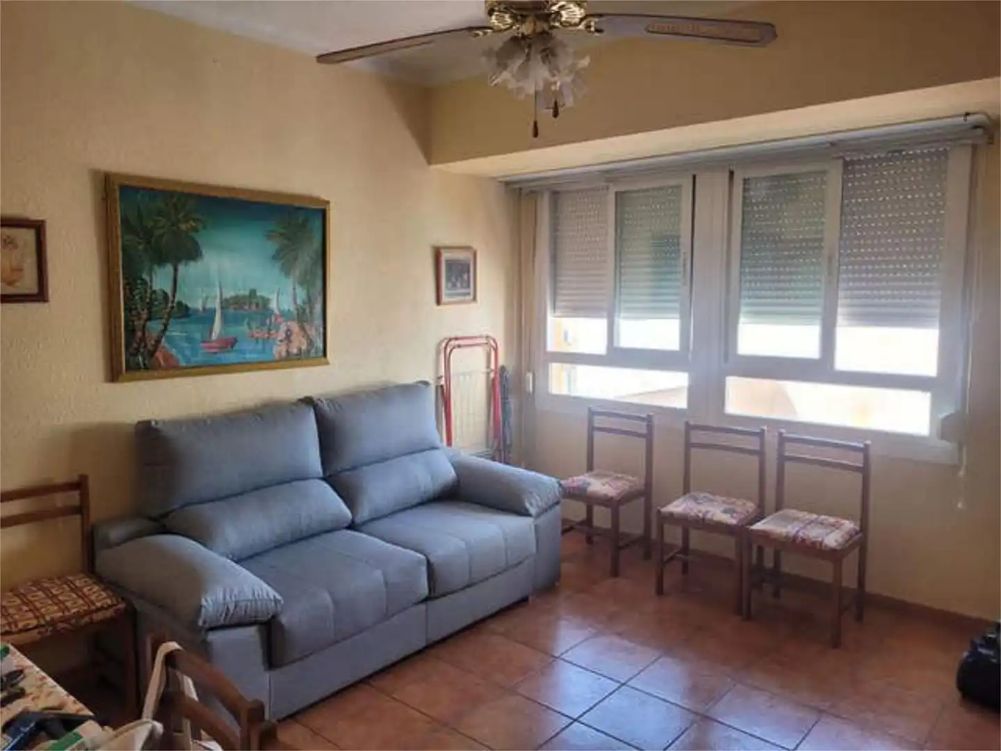 Piso de alquiler en Las Tiesas Sala de estar de Piso de alquiler en Villena con Calefacción, Terraza y Trastero