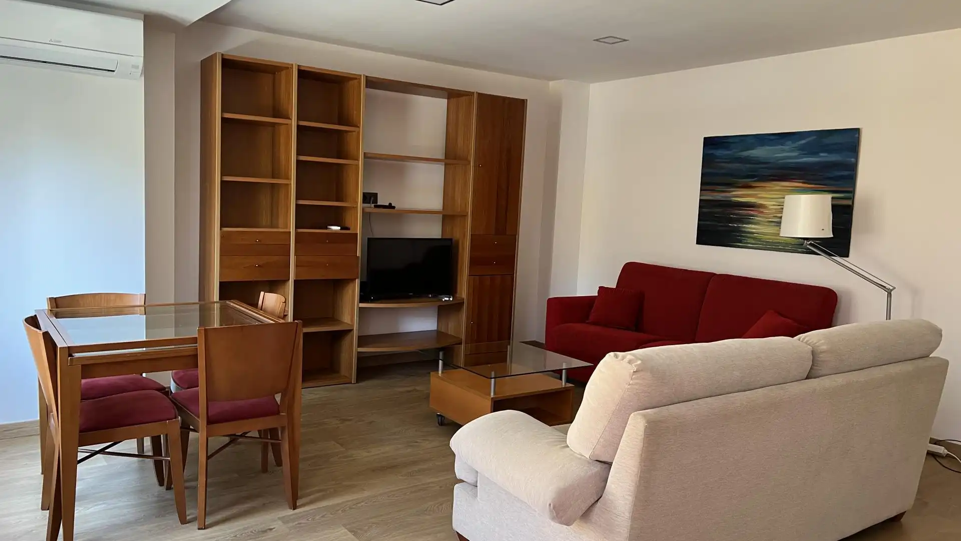 Piso de alquiler en Camino de Ronda, 48, Fígares Sala de estar de Piso de alquiler en Granada Capital con Aire acondicionado, Calefacción y Amueblado