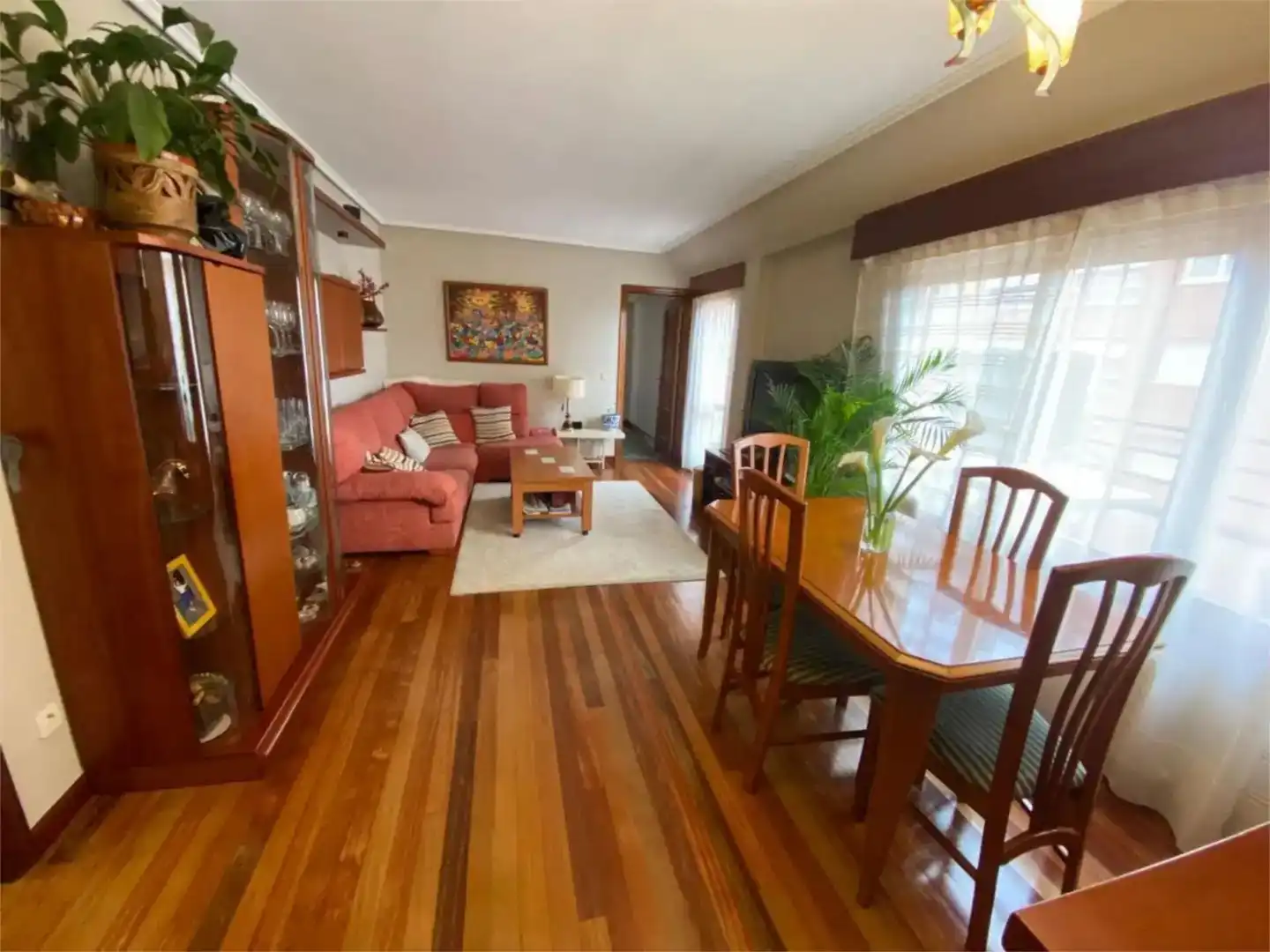 Piso en venta en Regales Kalea, 10, Mamariga Sala de estar de Piso en venta en Santurtzi con Calefacción, Parquet y Terraza