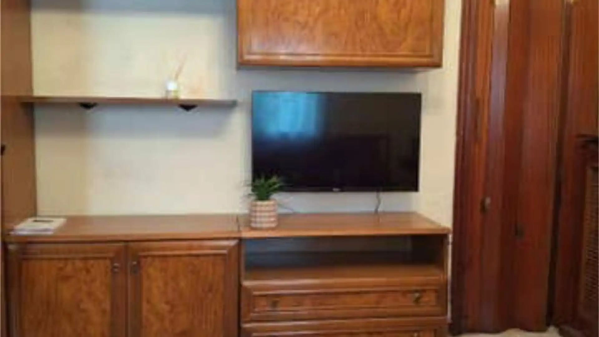 Piso de alquiler en Centro Sala de estar de Piso de alquiler en Arganda del Rey con Calefacción, Terraza y Amueblado