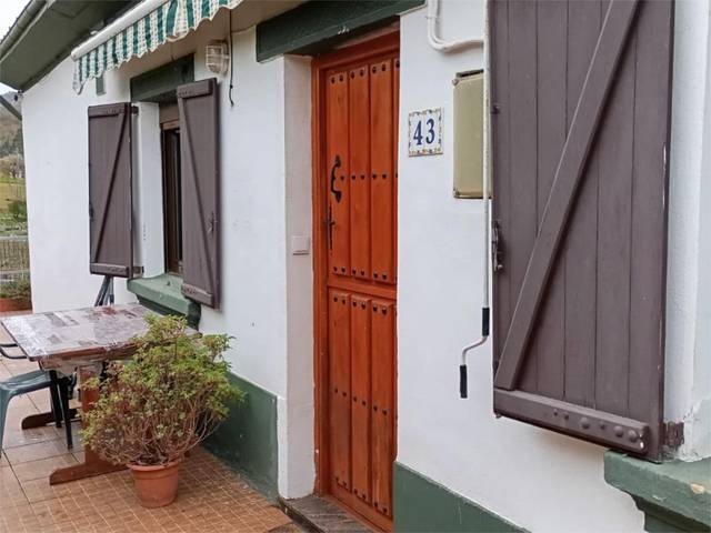 Casa-chalet en Venta en Caserio Reanes, 73B en Carbayin - Lieres - Valdesoto