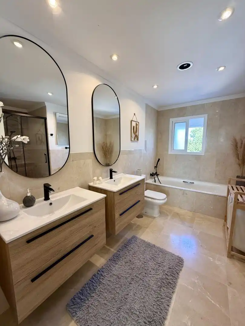 Houses for sale in Calle Ágata, 50, Riviera del Sol Bathroom of Houses for sale in Mijas with Air Conditioner, Terrace and Swimming Pool