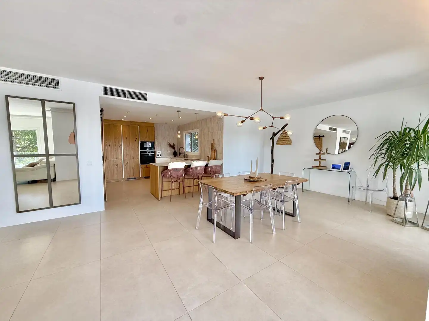 Houses for sale in Calle Ágata, 50, Riviera del Sol Dining room of Houses for sale in Mijas with Air Conditioner, Terrace and Swimming Pool