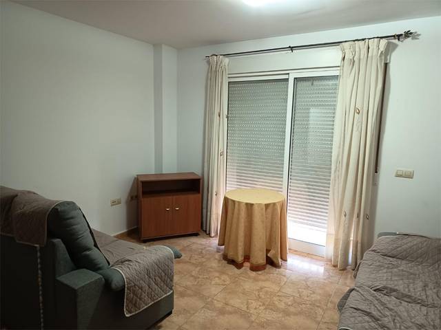 Piso en Venta en Calle Moreras, 14 en Fuentealbilla