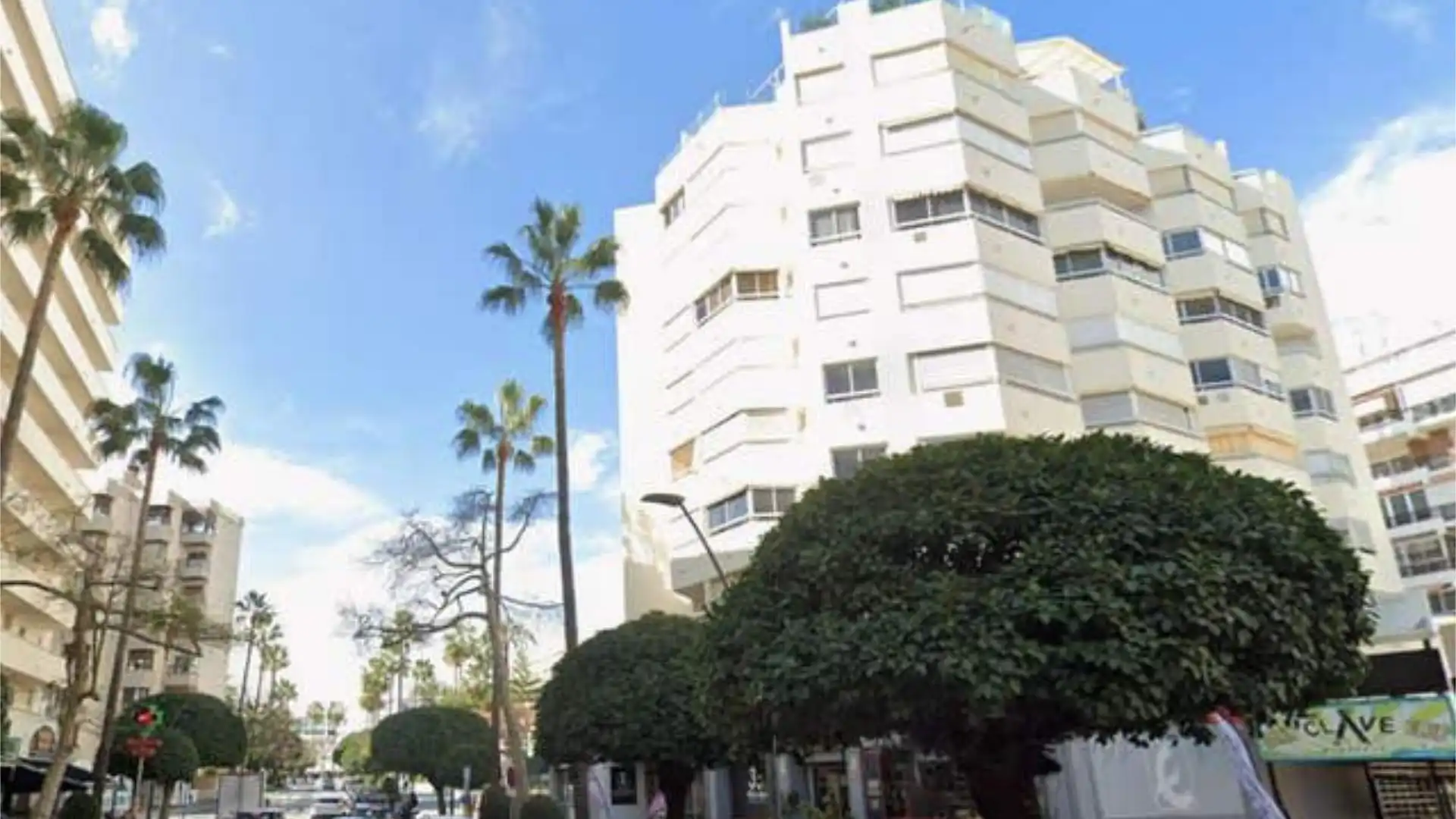 Vista exterior de Apartament en venda en Marbella amb Terrassa