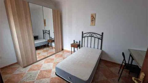 Foto 4 de Piso de alquiler en Osuna, Sevilla