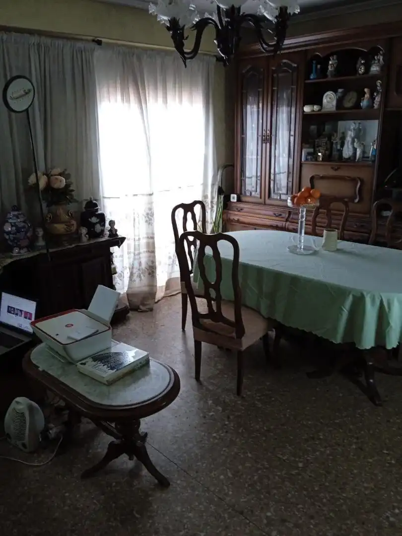 Comedor de Piso en venta en Torrent con Balcón