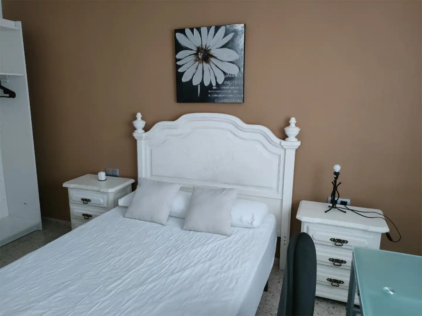 Room in Calle Corregidor Nicolás Isidro, 21, Portada Alta - Pol. Crta. De Cártama Bedroom of Flat for share in Málaga