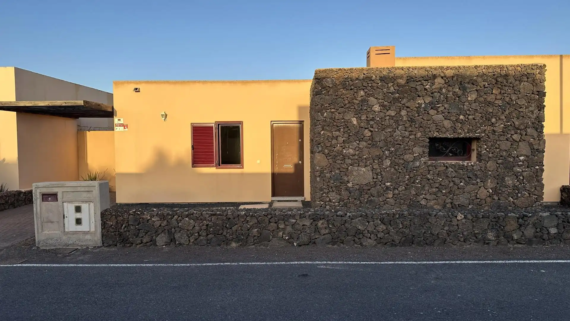 Casa o chalet en venta en Calle Tajora, 77, Corralejo Vista exterior de Casa o chalet en venta en La Oliva