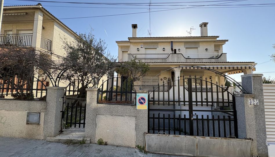 Casa adosada en venda a Carrer de Lluís Companys, 51, Segur Platja, Calafell - imatge 1 Foto 1 de Casa adosada en venda a Carrer de Lluís Companys, 51, Segur Platja, Calafell