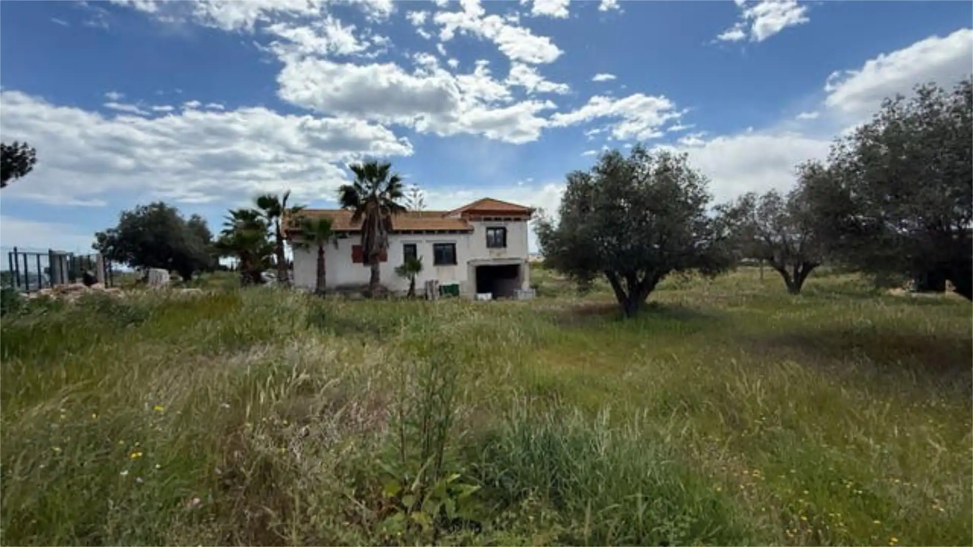 Detached homes for sale in El Raso Detached homes for sale in Guardamar del Segura with Terrace and Swimming Pool