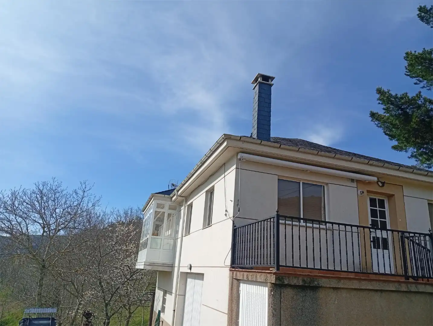 Houses for sale in Lugar Noceda-Pq Noceda, 11, Cervantes Exterior view of Houses for sale in Cervantes with Heating, Private garden and Storage room