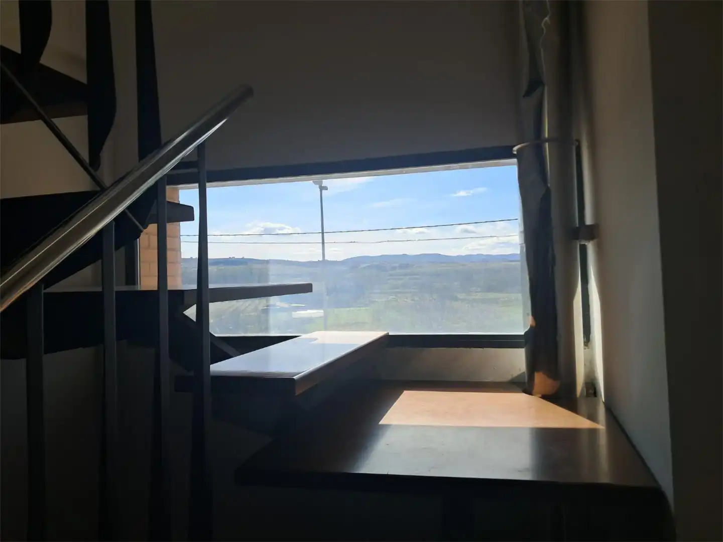 Casa adosada en venta en Avenida Valencia, 1a, Paracuellos de Jiloca Casa adosada en venta en Paracuellos de Jiloca con Terraza y Balcón