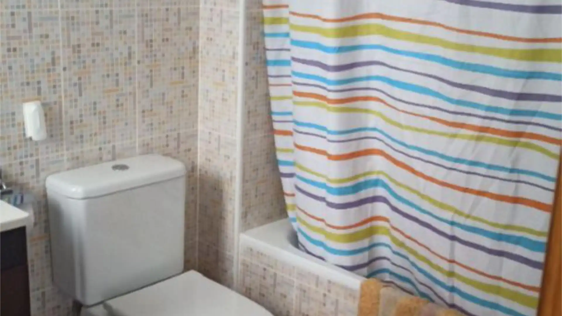 Baño de Piso de alquiler en San Vicente del Raspeig / Sant Vicent del Raspeig con Aire acondicionado, Amueblado y Balcón