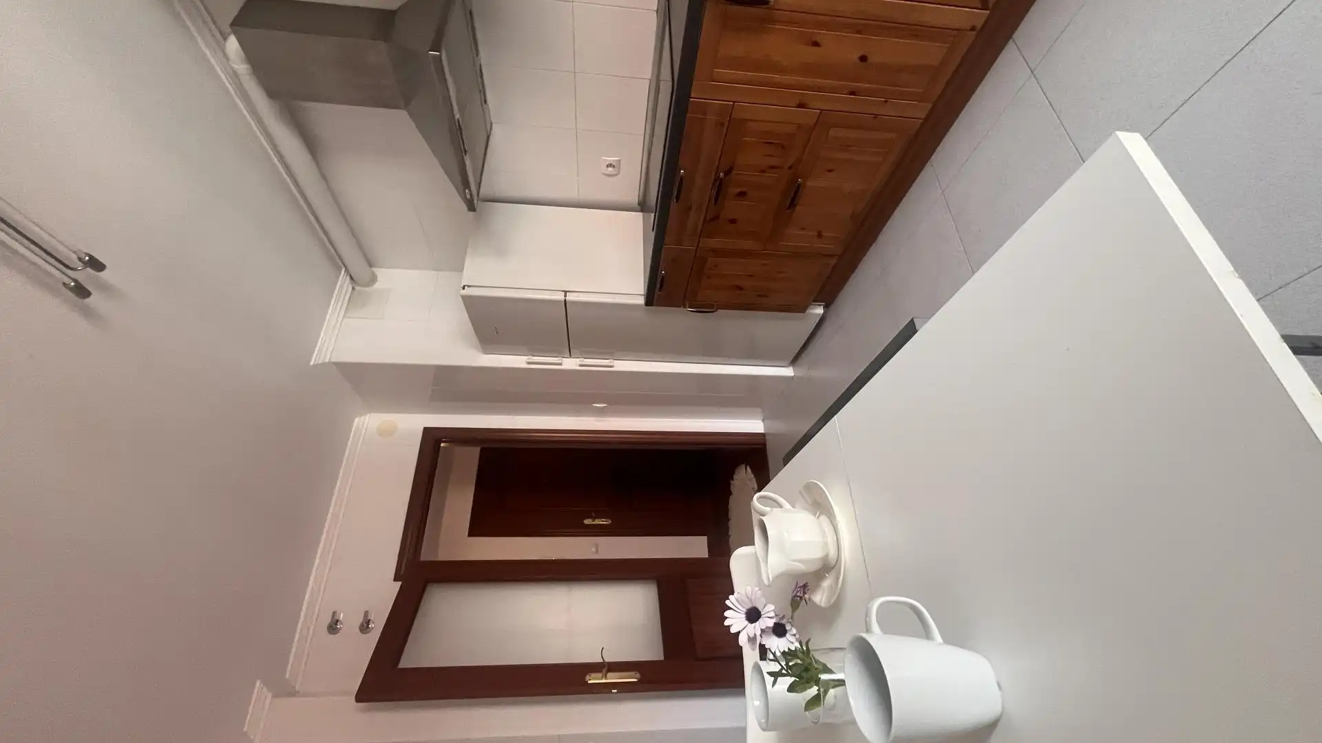 Baño de Piso en venta en Torrelavega  con Calefacción, Parquet y Terraza