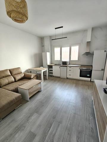 Piso en Alquiler en Calle Reina Victoria, 20 en Almendralejo