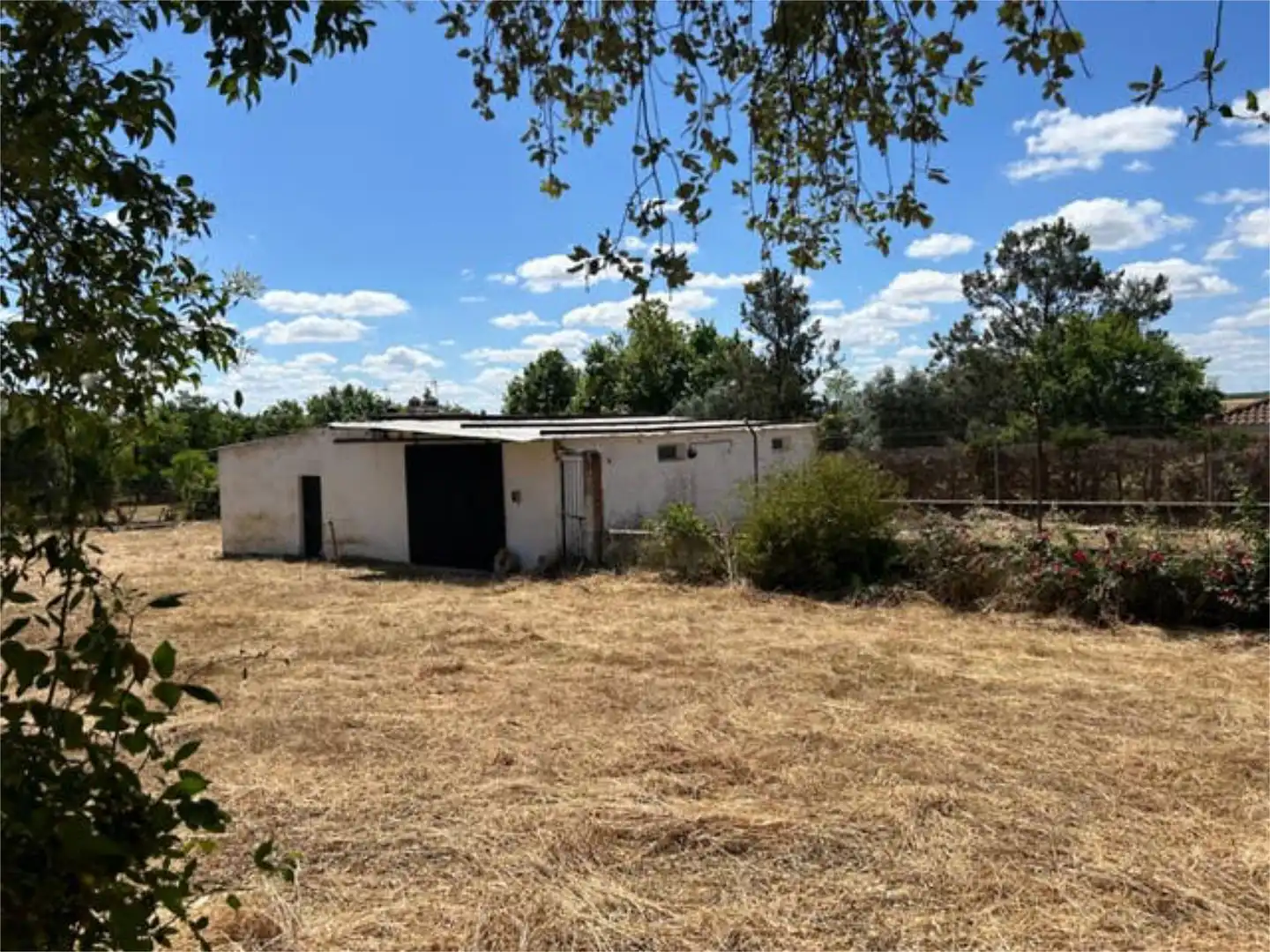 Einfamilien-Reihenhaus zum Verkauf in Dehesilla de Calamón - Campomanes Einfamilien-Reihenhaus zum Verkauf in Badajoz Capital mit Terrasse