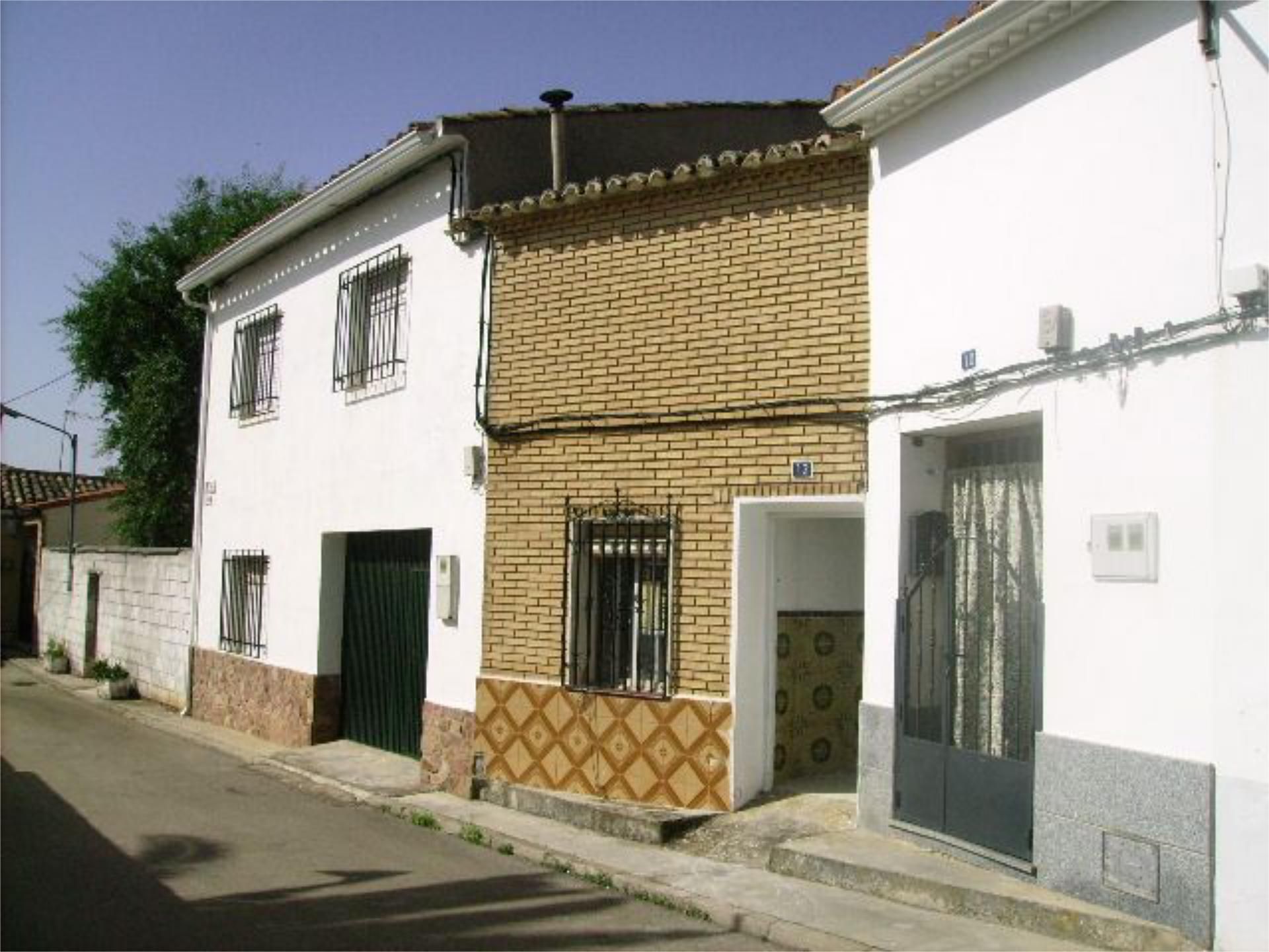 Einfamilien-Reihenhaus zum Verkauf in Calle Isabel la Catolica, 12, Pozorrubio de Santiago Außenansicht von Einfamilien-Reihenhaus zum Verkauf in Pozorrubio de Santiago