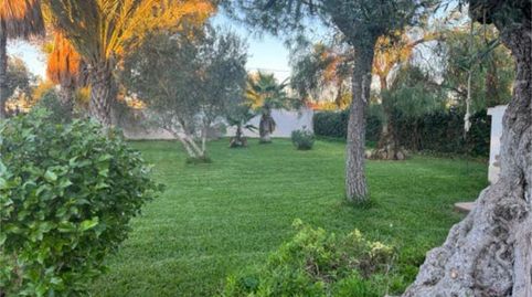 Foto 2 de Casa adosada en venta en Pedanías Norte, Utrera