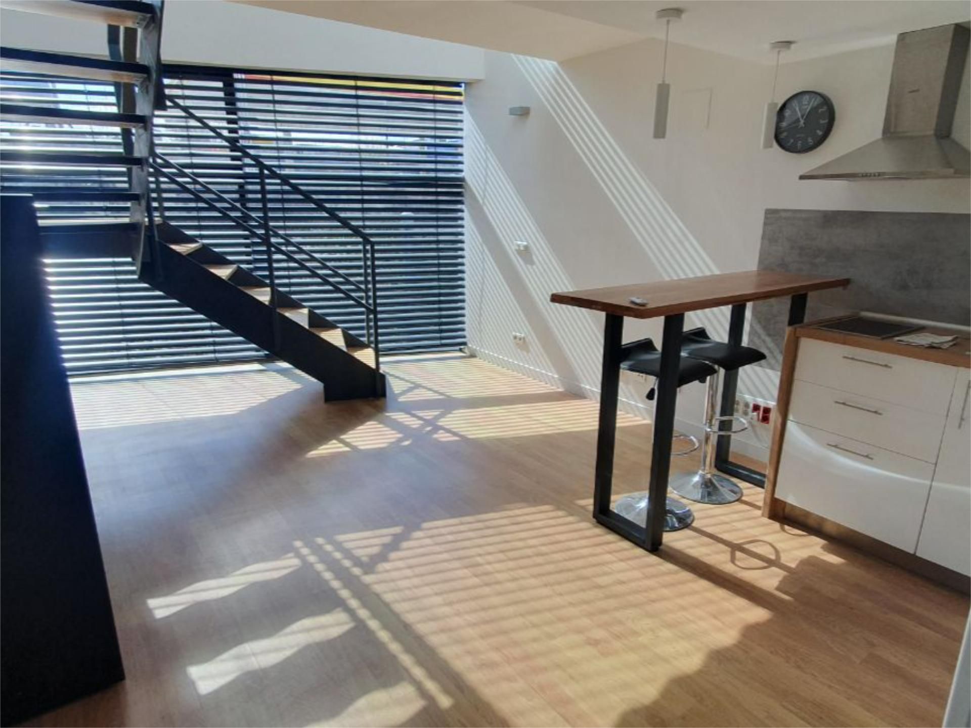 Lofts for rent in Carretera de Fuencarral, 56, Zona Industrial Lofts for rent in Alcobendas with Air Conditioner