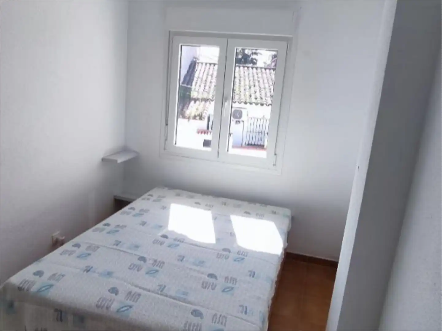 Piso en venta en Calle Mar de Cristal, 44, San Román de los Montes Habitación de Piso en venta en San Román de los Montes con Aire acondicionado, Calefacción y Jardín privado