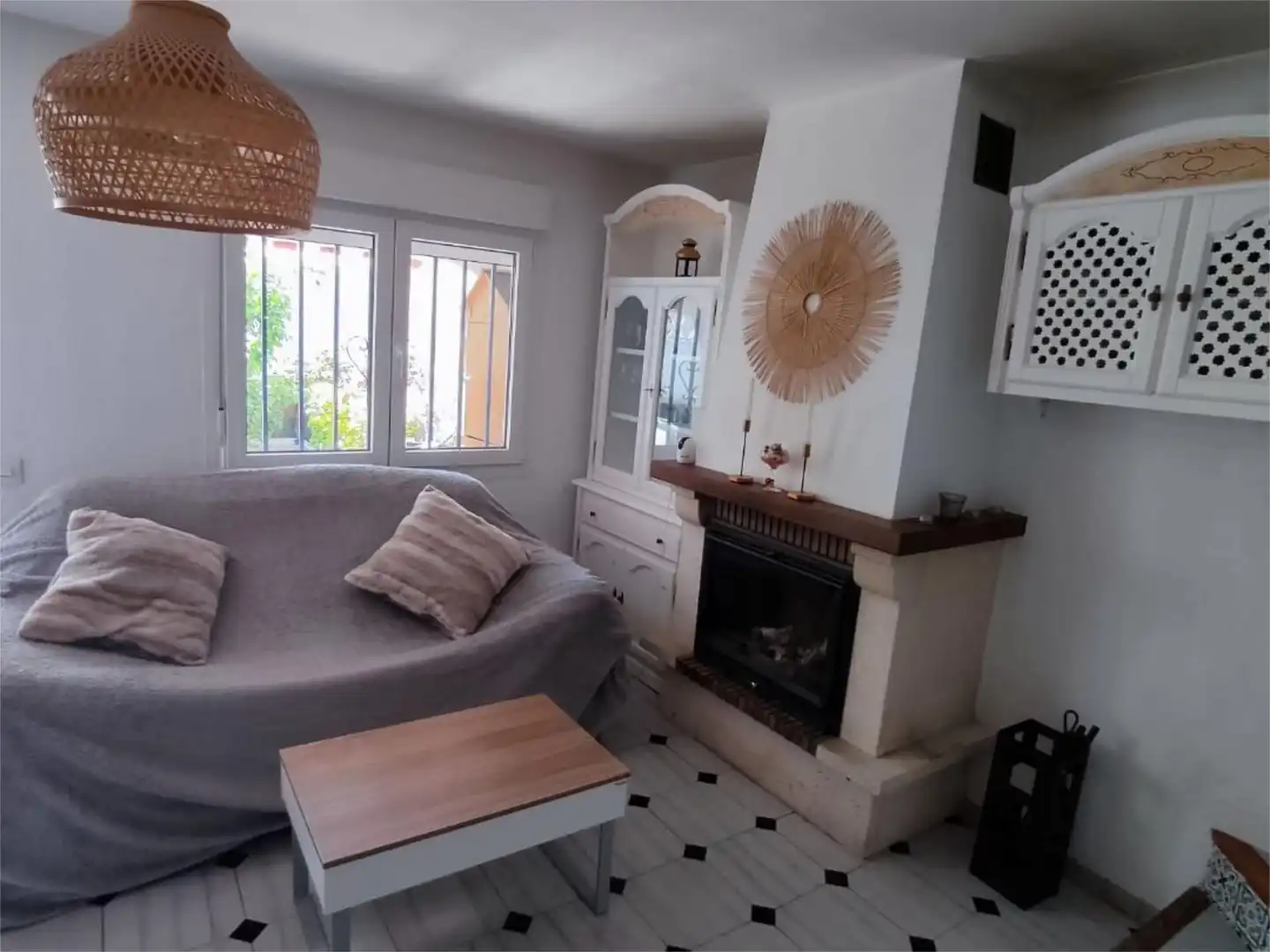 Piso en venta en Calle Mar de Cristal, 44, San Román de los Montes Sala de estar de Piso en venta en San Román de los Montes con Aire acondicionado, Calefacción y Jardín privado